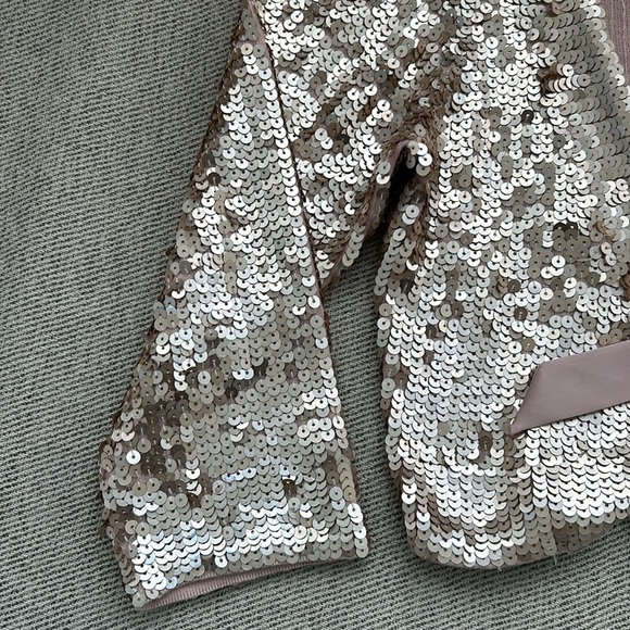 Sequenced Jacket - Picture 4 of 6